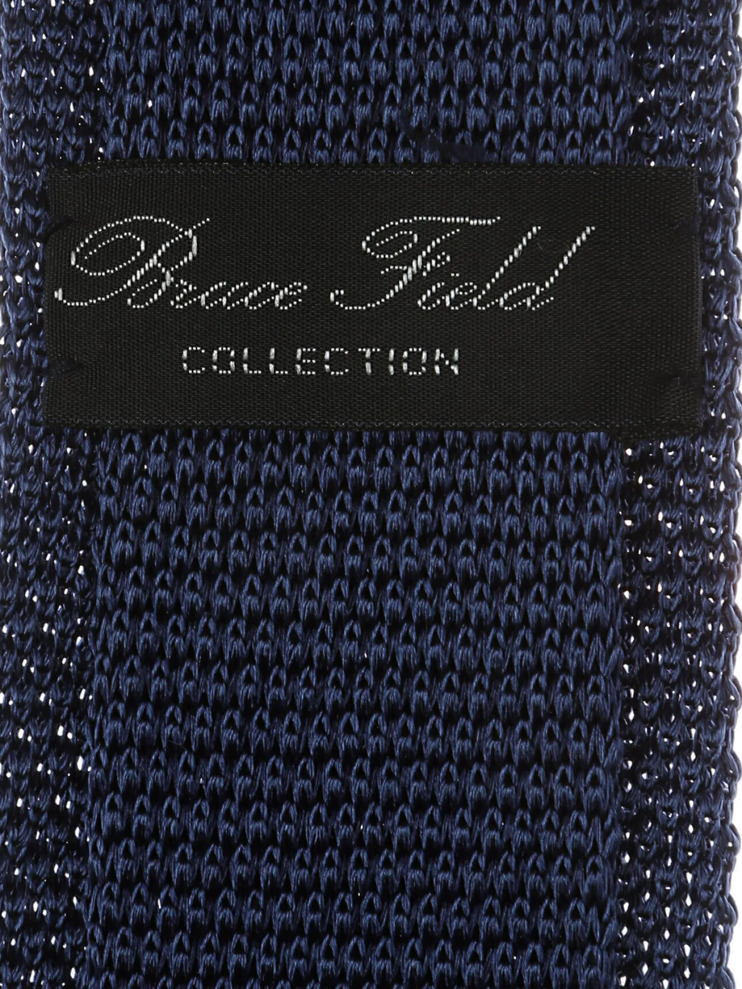 Cravate fine en maille tricot de pure soie
